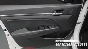 Hyundai Avante, 2017 — миниатюра 13