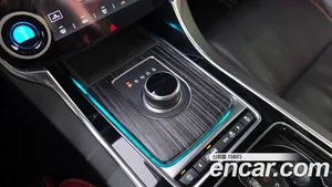 Jaguar XF, 2017 — миниатюра 9