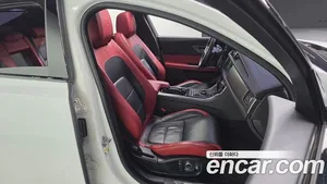 Jaguar XF, 2017 — миниатюра 12