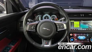 Jaguar XF, 2017 — миниатюра 13