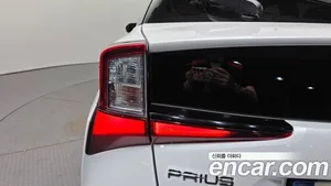 Toyota Prius, 2021 — миниатюра 9