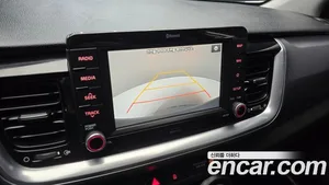 Kia Stonic, 2017 — миниатюра 15