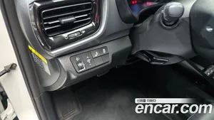 Kia Stonic, 2017 — миниатюра 19