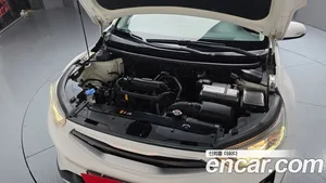 Kia Stonic, 2018 — миниатюра 5