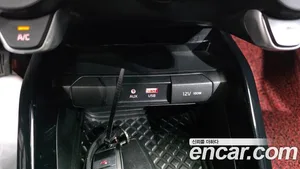 Kia Stonic, 2018 — миниатюра 28