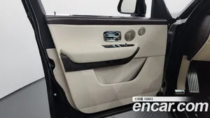 Rolls-Royce Cullinan, 2019 — миниатюра 14