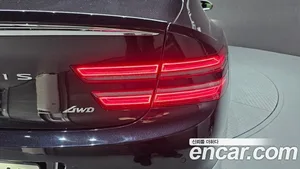 Genesis G80, 2022 — миниатюра 9