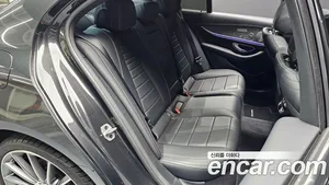 Mercedes-Benz E-Class, 2021 — миниатюра 17