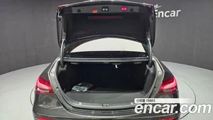 Mercedes-Benz E-Class, 2021 — миниатюра 31