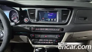 Kia Carnival, 2015 — миниатюра 14