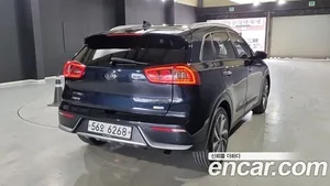 Kia Niro, 2017 — миниатюра 2