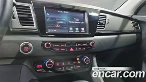 Kia Niro, 2017 — миниатюра 13