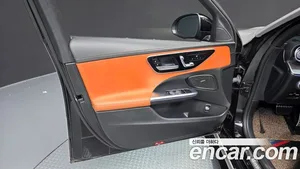 Mercedes-Benz C-Class, 2023 — миниатюра 13