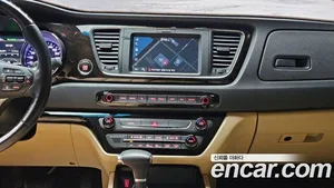 Kia Carnival, 2018 — миниатюра 14
