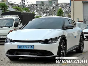 Kia EV6, 2022 — миниатюра 2