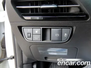 Kia EV6, 2022 — миниатюра 12