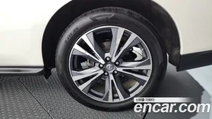 Nissan Pathfinder, 2017 — миниатюра 7