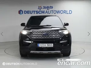Ford Explorer, 2022 — миниатюра 3