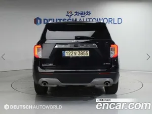 Ford Explorer, 2022 — миниатюра 4