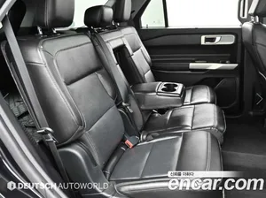 Ford Explorer, 2022 — миниатюра 12