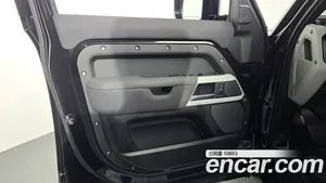 Land Rover Defender, 2022 — миниатюра 14