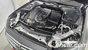 Mercedes-Benz E-Class, 2023 — миниатюра 6