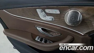 Mercedes-Benz E-Class, 2023 — миниатюра 14