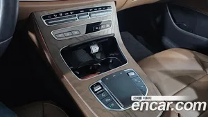 Mercedes-Benz E-Class, 2023 — миниатюра 18