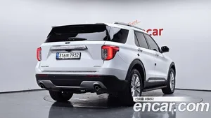 Ford Explorer, 2021 — миниатюра 2