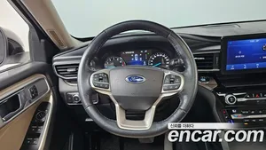 Ford Explorer, 2021 — миниатюра 18