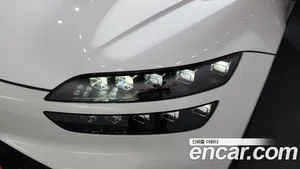 Genesis GV60, 2022 — миниатюра 8