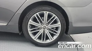 Genesis G80, 2019 — миниатюра 7