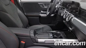 Mercedes-Benz GLB-Class, 2025 — миниатюра 9