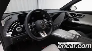 Mercedes-Benz E-Class, 2025 — миниатюра 13