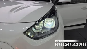 Kia Niro, 2023 — миниатюра 8