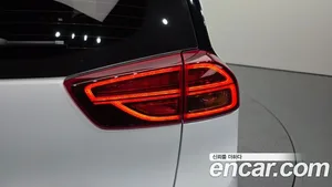 Kia Niro, 2023 — миниатюра 9