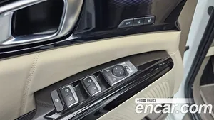 Kia Carnival, 2022 — миниатюра 31