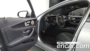 Mercedes-Benz E-Class, 2023 — миниатюра 13