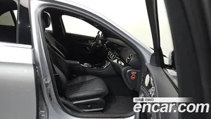 Mercedes-Benz E-Class, 2023 — миниатюра 17