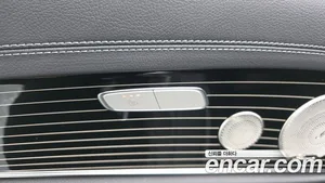 Mercedes-Benz E-Class, 2023 — миниатюра 24