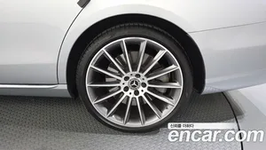 Mercedes-Benz E-Class, 2023 — миниатюра 7