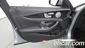 Mercedes-Benz E-Class, 2023 — миниатюра 14