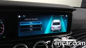 Mercedes-Benz E-Class, 2023 — миниатюра 28