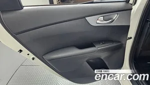 Kia K3, 2022 — миниатюра 15