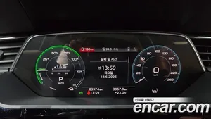 Audi e-tron, 2021 — миниатюра 8