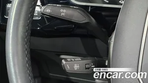 Audi e-tron, 2021 — миниатюра 15