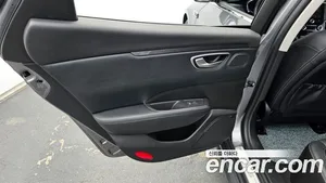Renault SM6, 2018 — миниатюра 15