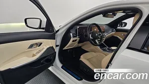 BMW 3-Series, 2024 — миниатюра 13