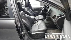 Jeep Cherokee, 2019 — миниатюра 10