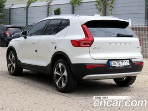Volvo XC40, 2022 — миниатюра 3